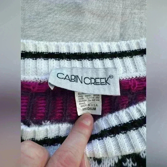 Vintage Cabin Creek Sweater - Picture 3 of 3